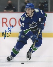 Vancouver Canucks Will Lockwood Signed Autographed 8x10 NHL Photo COA #4