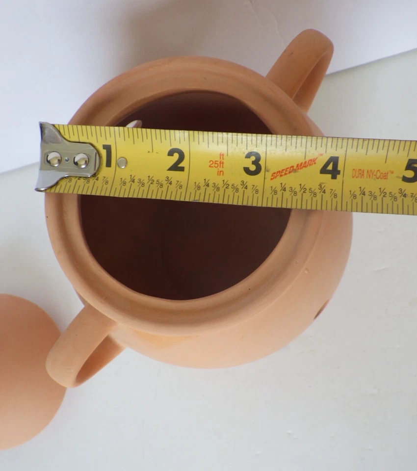 Terracotta Garlic Keeper with Lid & Handles Boston Warehouse - Image 3 of 4
