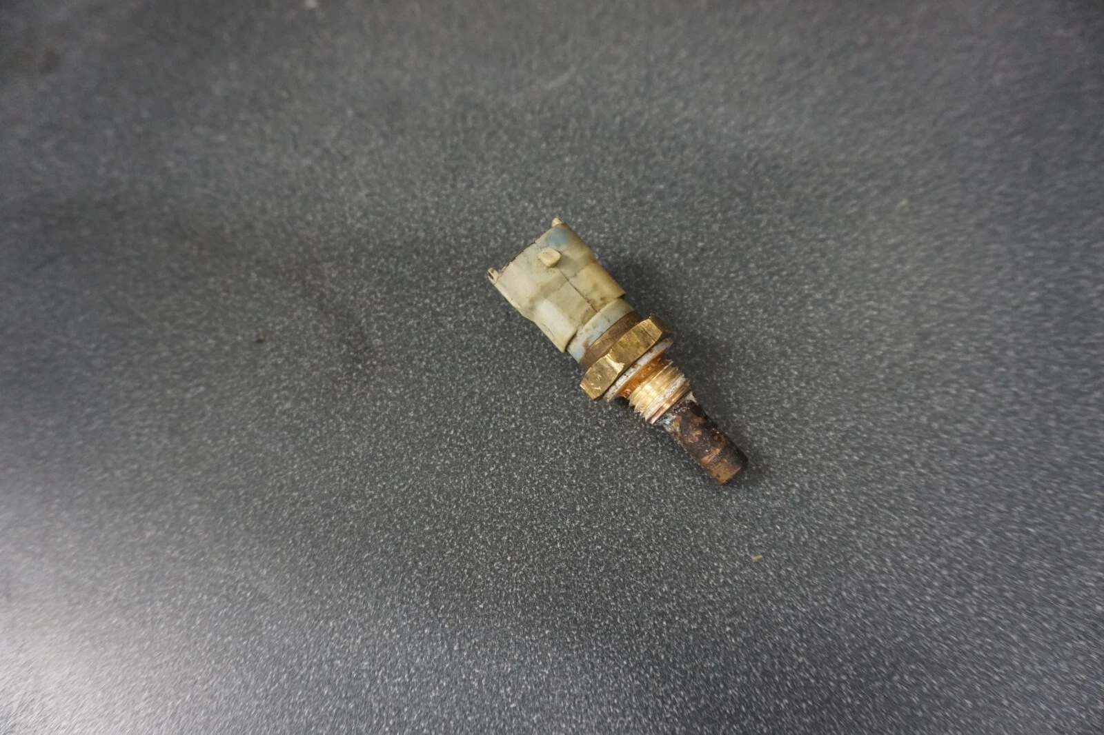 2000 Sea-Doo FRESHWATER Jetski OEM Temperature Sensor 280130093 RX M.E.