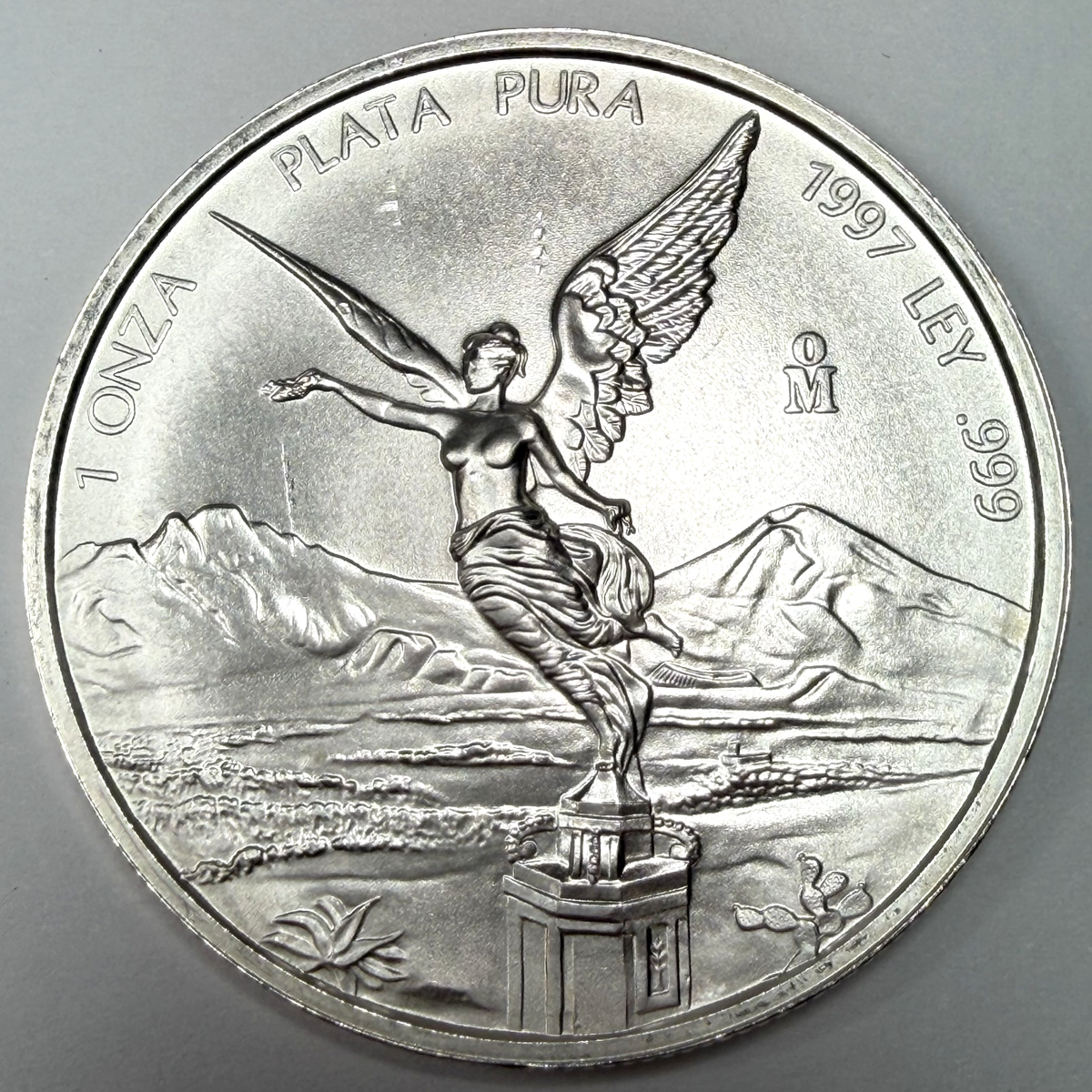 1997-Mo Libertad 1 Onza Silver .999 One Ounce Mexico Bullion Coin