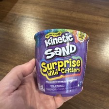 New Kinetic Sand Surprise Wild Critters Play Set with Storage