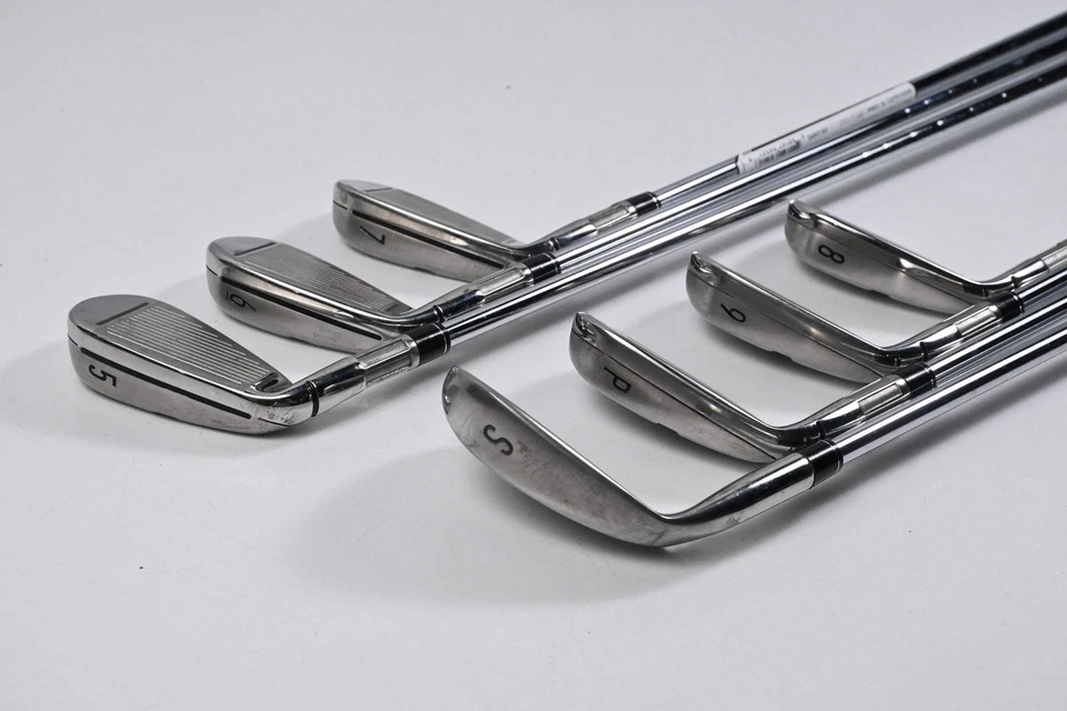 Taylormade M4 Irons / 5-PW+SW / Regular Flex KBS MAX 85 Shafts - Image 4 of 4