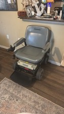 Hoveround Teknique XHD Power Wheelchair -- 450lb Capacity