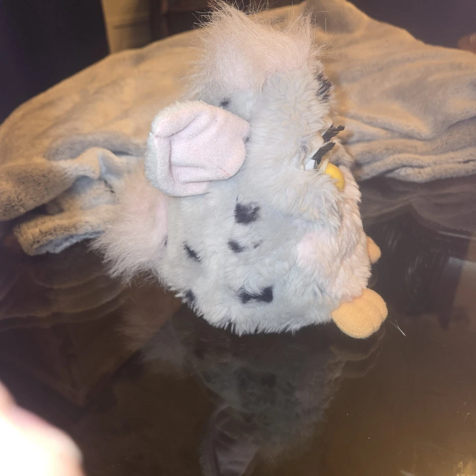 Leopardo Furby vintage 1998 gris y rosa en excelente estado de funcionamiento Foto 4 de 4