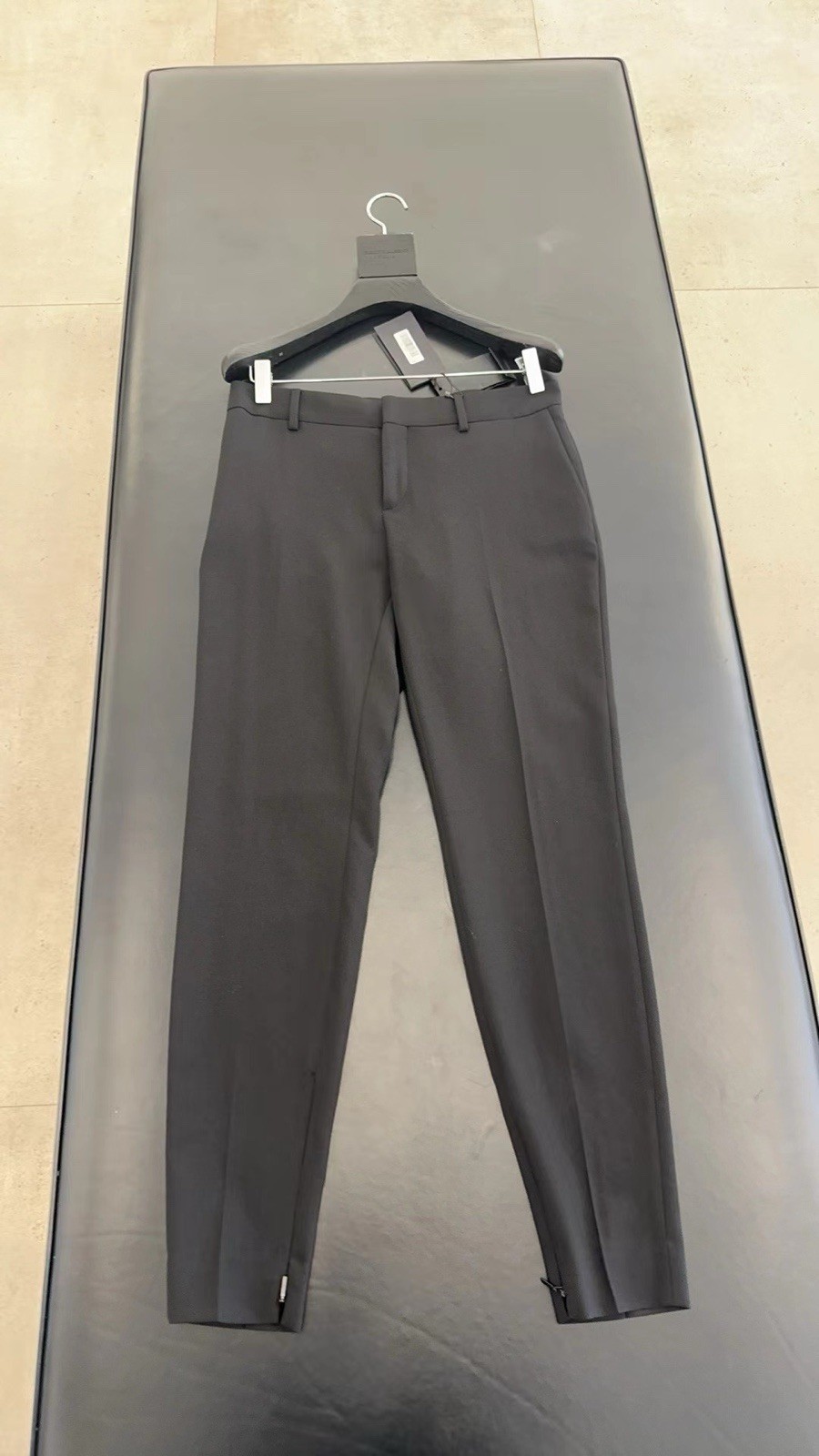 Pantalone donna skinny con cerniera Yves Saint Laurent