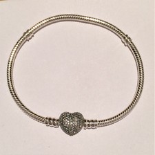 GENUINE PANDORA Pave Heart Moments Bracelet 590727CZ FREE DELIVERY