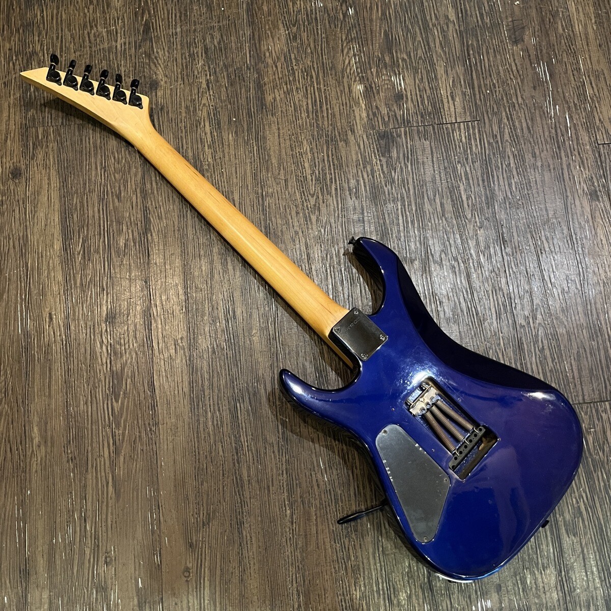 Fernandes Stj-40 Limited Edition Electric Guitar Safe Fernandes Stj-40 Limited Edition Electric Guitar Safe