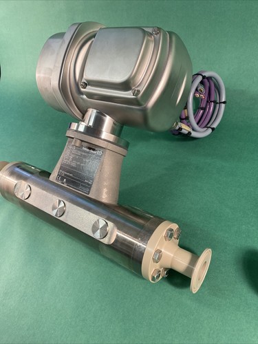 Endress+Hauser Proline Promass M 83 83M15-C99W9AABA9AJ Coriolis flowmeter - Picture 6 of 7