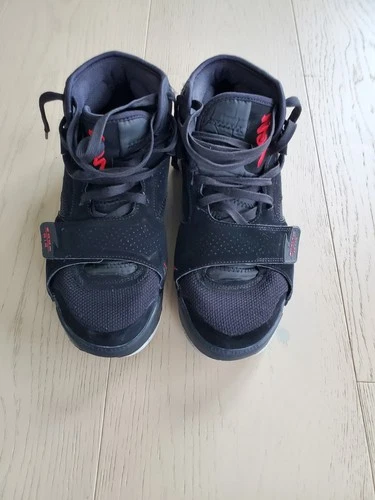 Jordan Sneaker Zion 2 Black Cement Herren US 9,5 Smoke Grey 