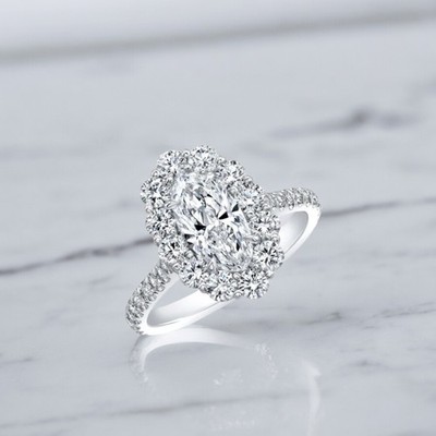 Ovalschliff Diamant Ring Lab Grown 2,1 Karat IGI-zertifiziert 950 Platin Größ...