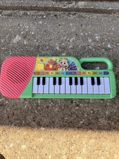 CoComelon First Act Musical Keyboard Piano Toy, 23 Keys - Multicolor CMF0002 