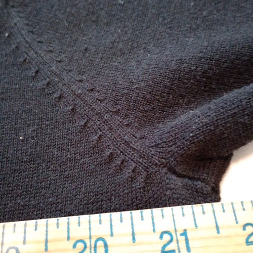 Sag Harbor Women’s Pullover Sweater Size XL Black Short Sleeve Crochet Beads EUC - Picture 4 of 9