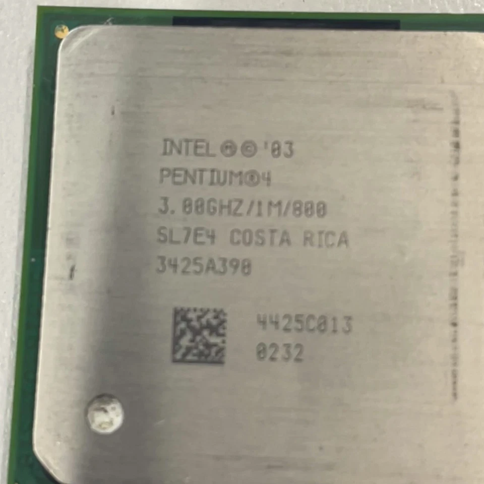 Genuine Intel Pentium 4  3.00GHz 1MB 800MHz PGA478 CPU SL7E4 - Image 3 of 3