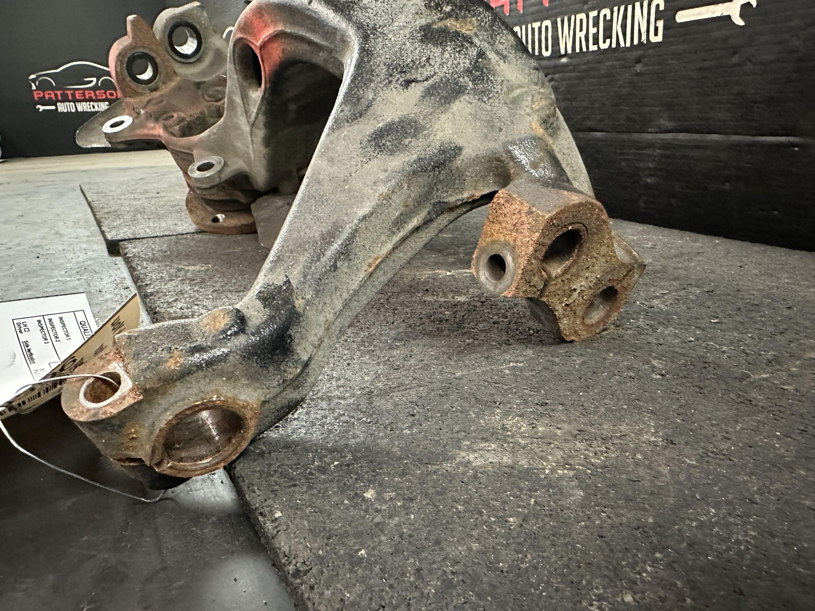 2003-2010 BENTLEY CONTINENTAL FRONT PASSENGER RH STEERING KNUCKLE AWD