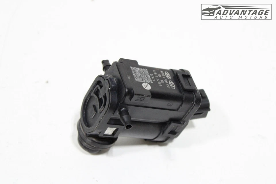 KIA SOUL 2019-2025 PARABRISAS DELANTERO DEPÓSITO LIMPIAPARABRISAS BOMBA LIMPIAPARABRISAS 98510-2J500 OEM Foto 4 de 4