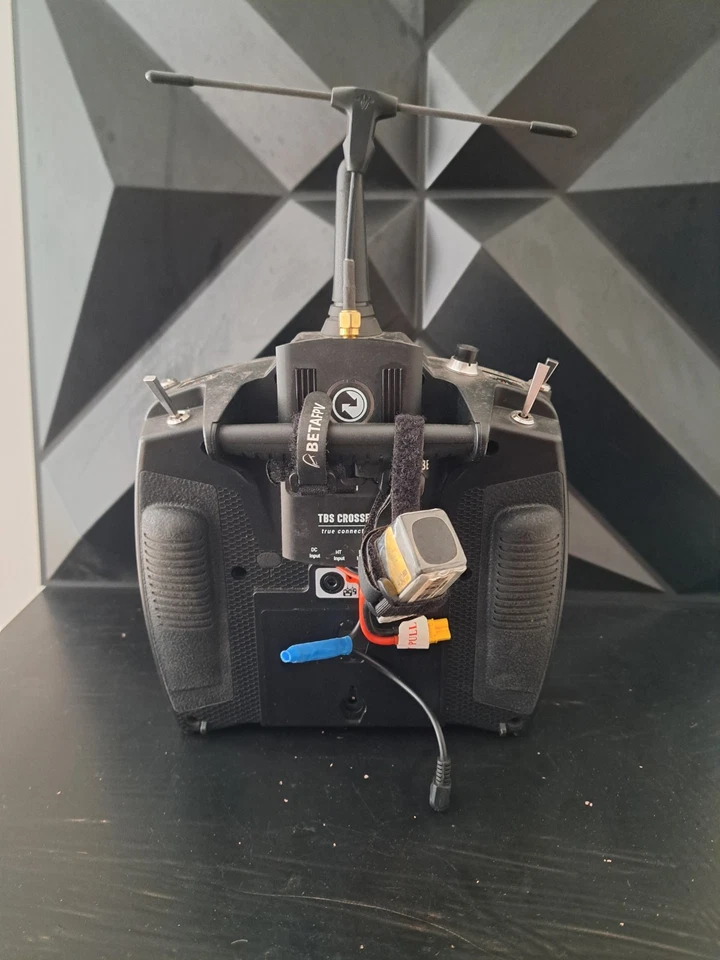 Transmisor DSMX de 6 canales Spektrum DX6 Foto 2 de 3