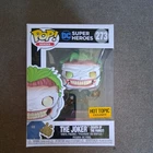 Funko Pop! Vinyl: DC Universe - The Joker  - Hot Topic  273 9