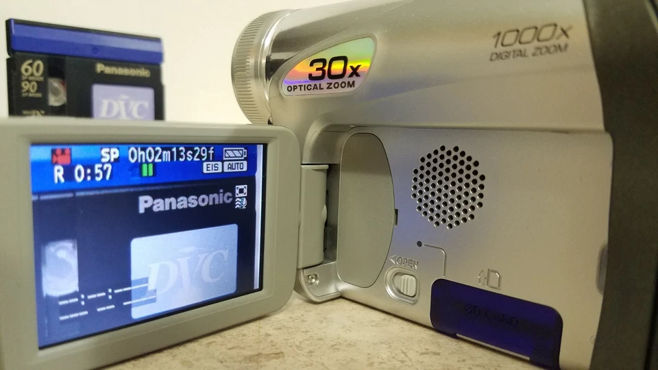 📹 Panasonic PV-GS35 DV Charger Battery Cassette Tested 📹 - Image 4 of 4