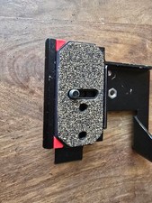 Stroboframe Auto Quick Release 300-QRC with Universal Mounting Plate G528