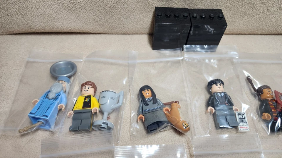 Lego Harry Potter Collectible Minifigures Series 1 71022 Complete Set - Image 2 of 4