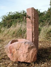 Gartenbrunnen Rochlitzer Porphyr / Naturstein