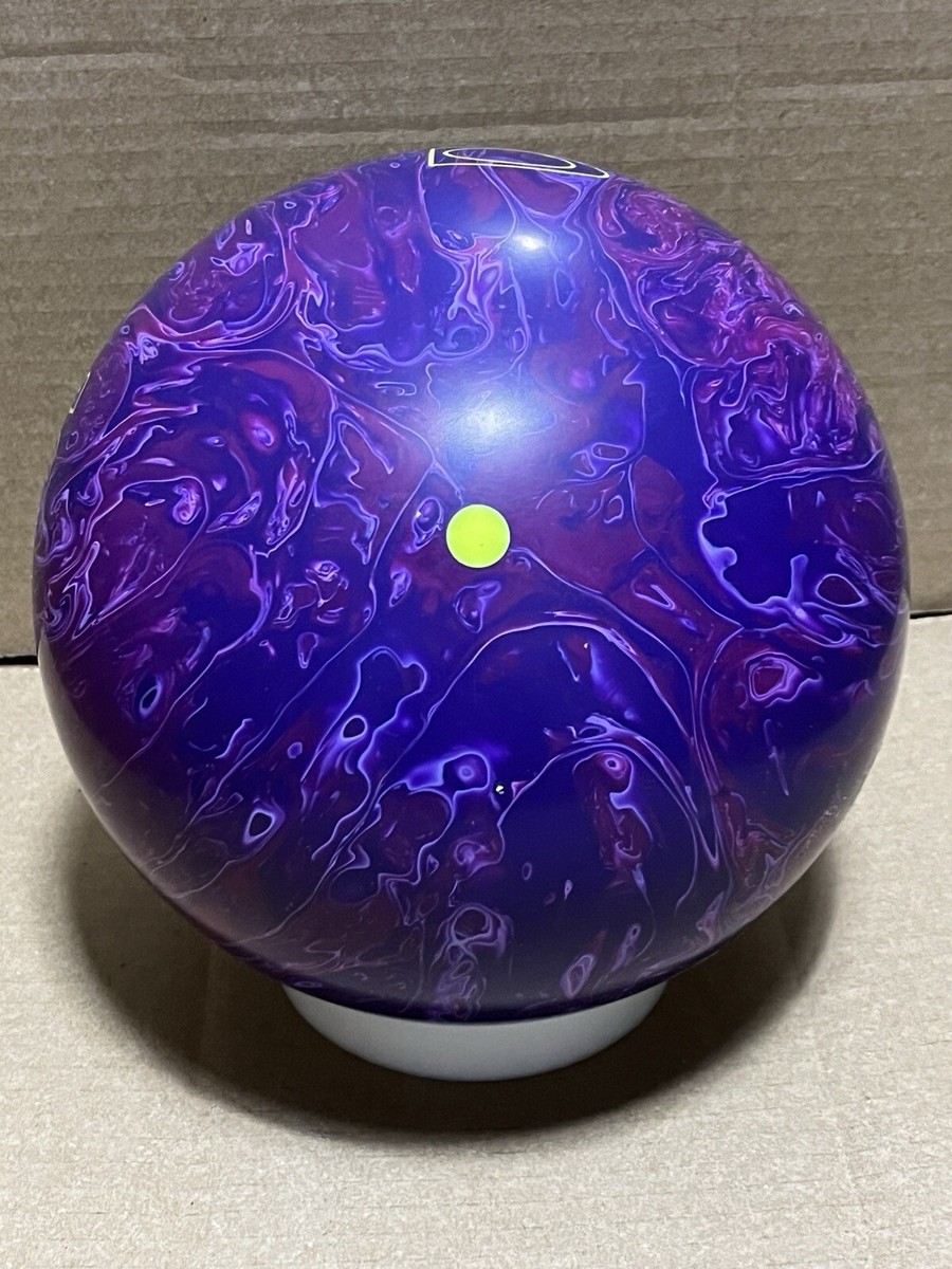 Brunswick Wild Card 15 lb Bowling ball New in Original Box