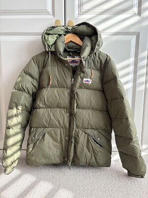 Penfield Bowerbridge Down Filled Puffer Jacket size M in Green