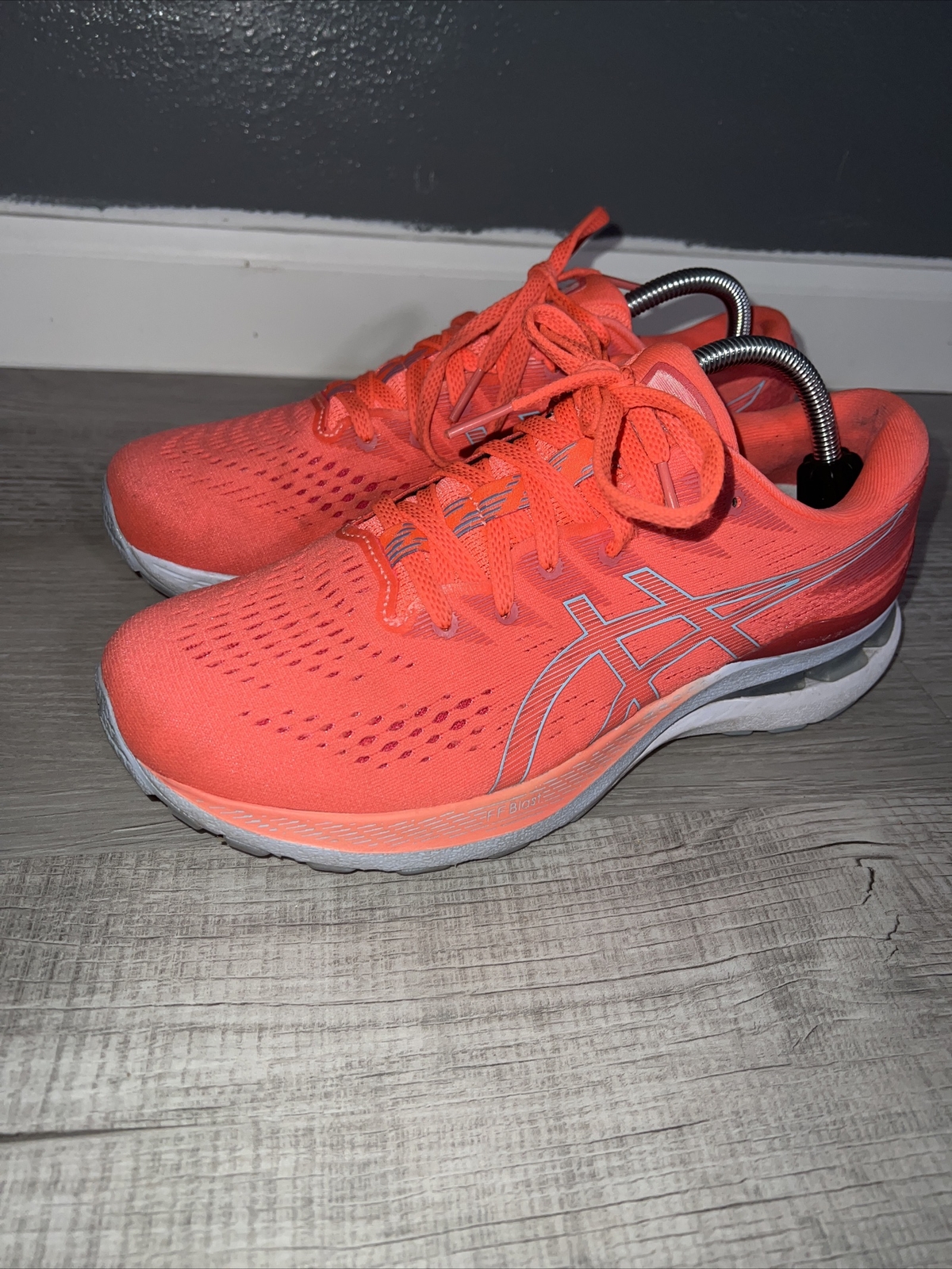 Asics Gel-Kayano 28 Coral Pink White Women Sz WIDE Running