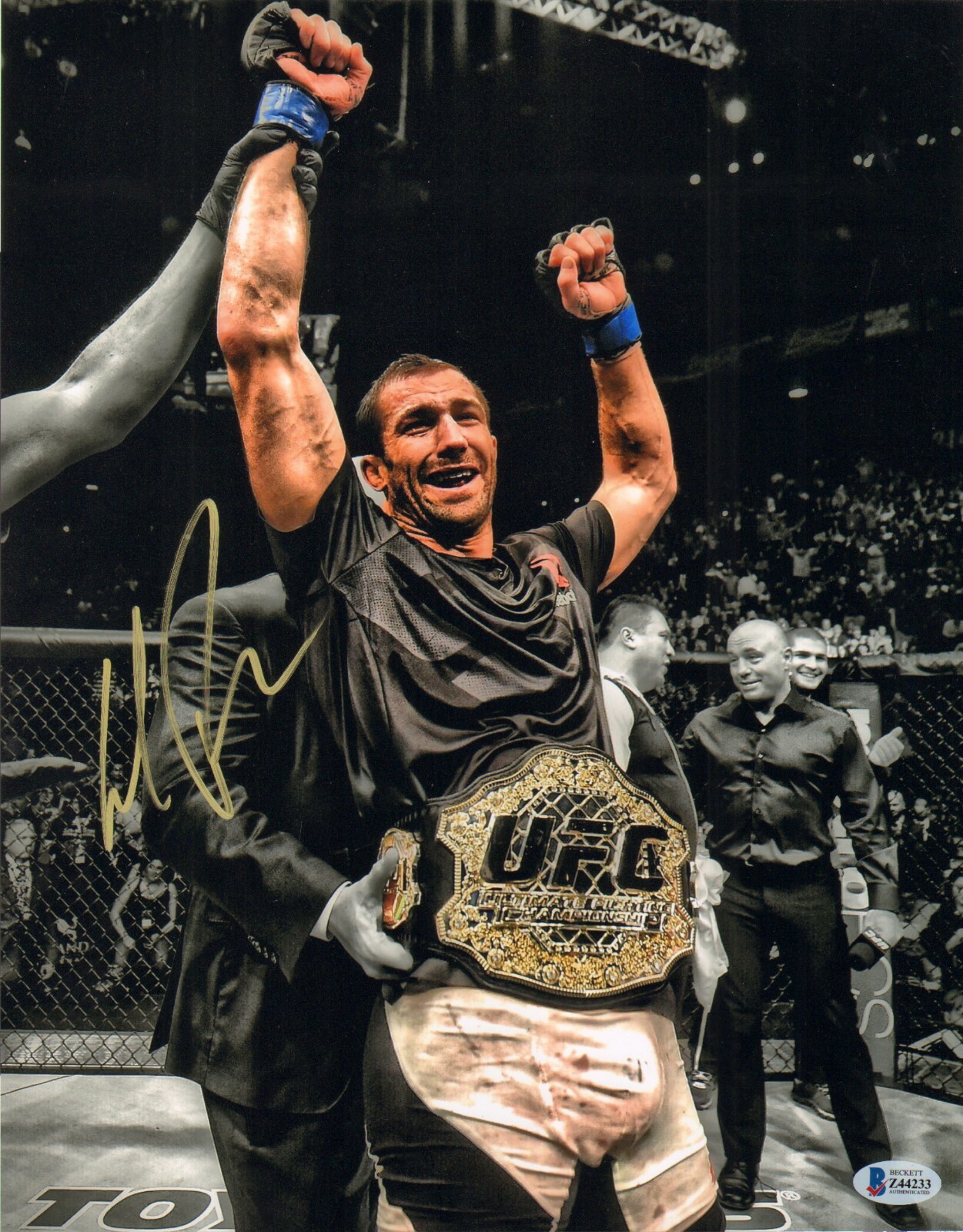 Luke Rockhold Autographed Signed AUTO'D 11X14 PHOTO BECKETT BAS COA UFC STRIKEFORCE CHAMPION 