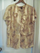 WOMENS LANE BRYANT RUFFLED TAN & WHITE PRINT SHEER FLOWING BLOUSE Size 18-20 EUC