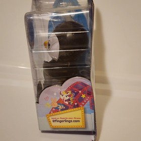 Fingerlings Tux Penguin Magic Motion Sensor Toy NEW Sealed w/ Surfboard WOWWEE