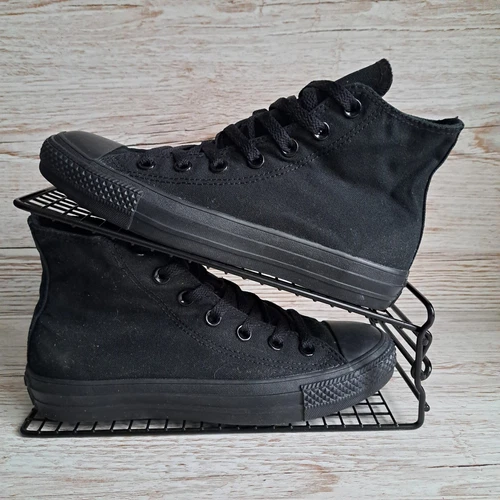 Converse Chuck Taylor All Star High Top Trainer Triple Black Mono Unisex Wms 7