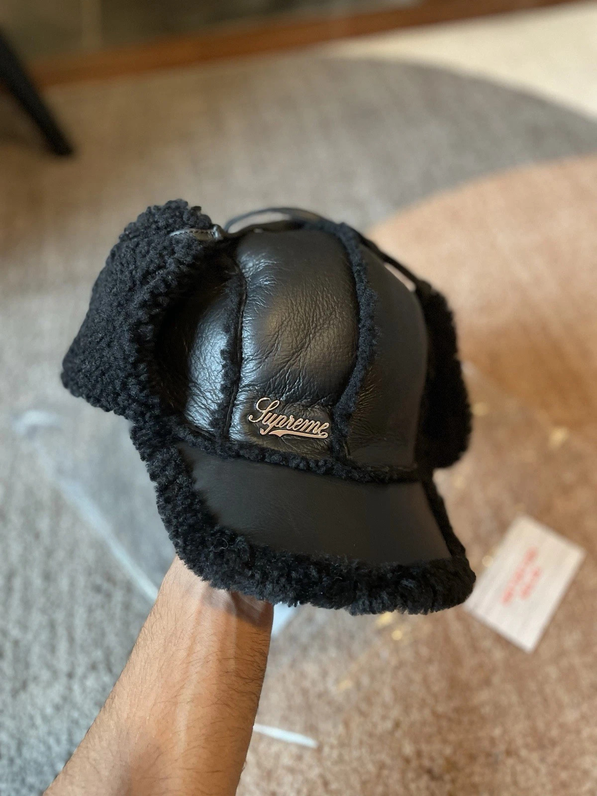 Supreme Shearling Lined Earflap Cap black Size S/M