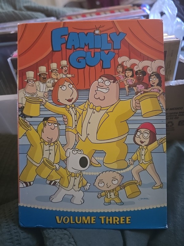 3-Disc Family Guy Volume 3: Season 4 (DVD) (2005) Collection Box Set Used, VG