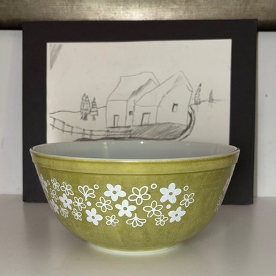 Pyrex Crazy Daisy Green Mixing Bowl 403 ( 2 1/2 Qt )
