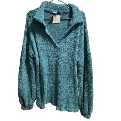 Women's Heimish USA Blue Fluffy Soft Pullover/ Sweater size Large NWT