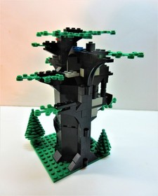 Lego Vintage LL Castle #6054-Forestmen's Hideout-100% w/minifigs-no manual(1988)