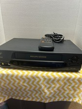 Phillips Magnavox VCR VRA431AT24 with Remote For Parts or Repair won't power on