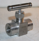 3/8 FNPT 316ss Integral Bonnet Needle Valve (6000 Psi) Whitey Swagelok SS-26VF6