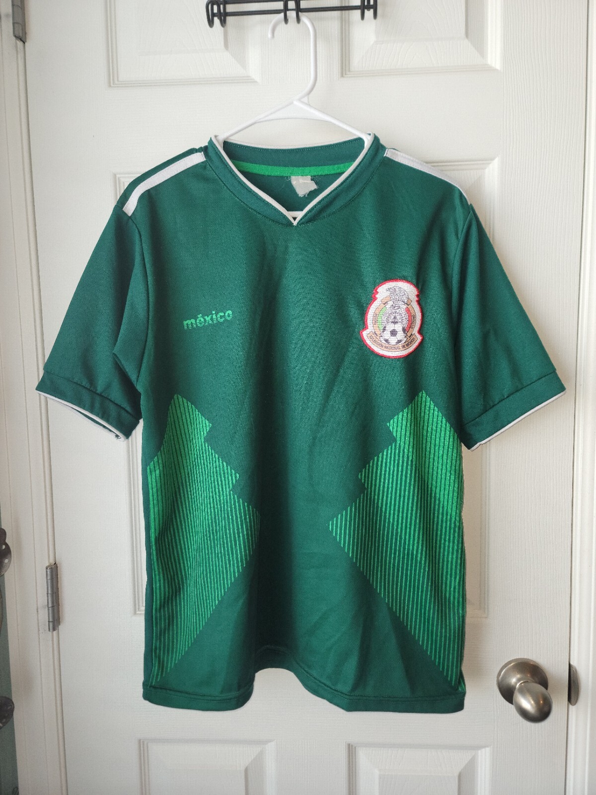 Mens Mexico Soccer Jersey Green Short Sleeve V Neck T-shirt SZ L