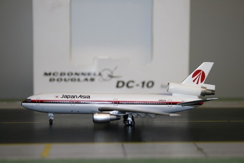 Aeroclassics 1:400 Japan Asia Mcdonnell Douglas DC-10-40 JA8534 Model Plane - Picture 7 of 7
