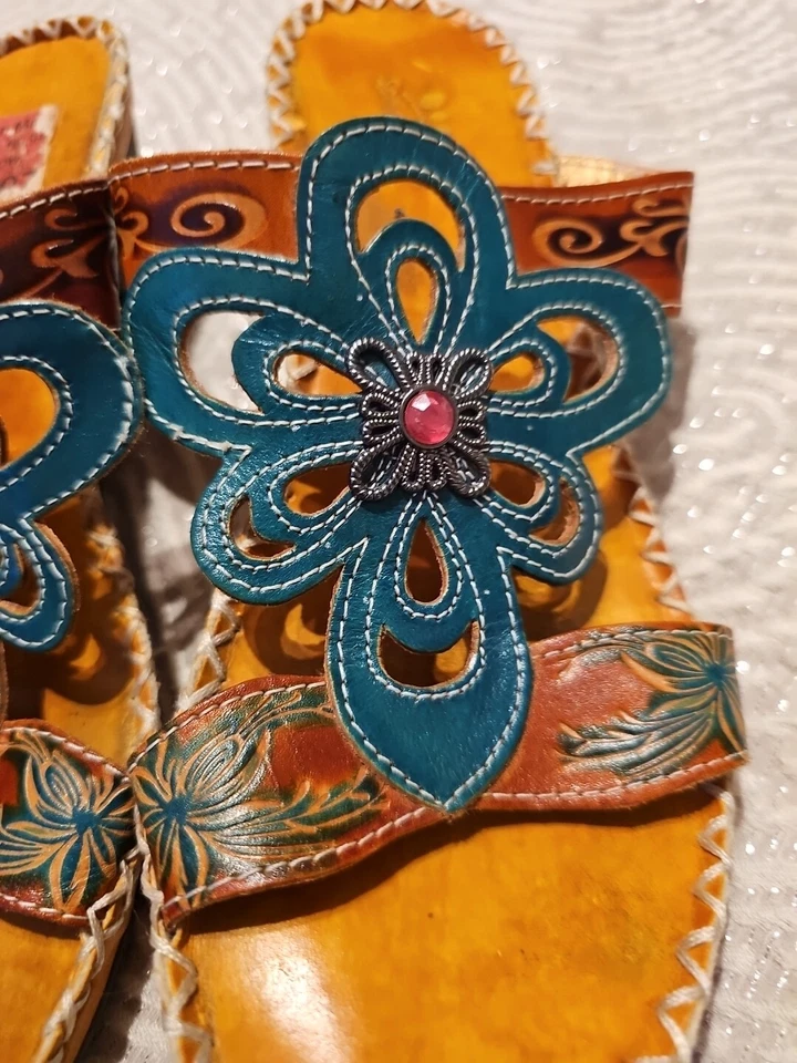 Spring Step Palace Heels Sandals EU37 US7-7.5 Leather Floral Turquoise Multi - Image 2 of 4