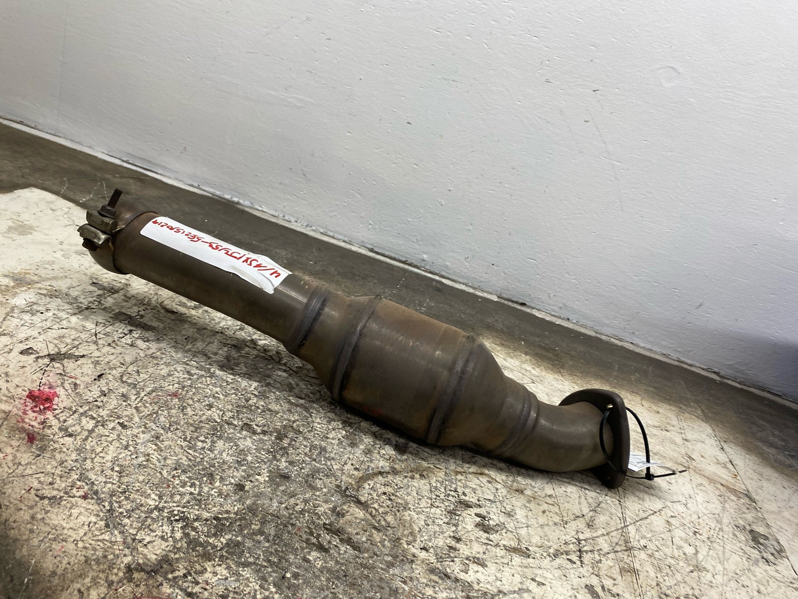 2019 2020 2021 2022 2023 ASTON MARTIN VANTAGE *RECERTIFIED* CATALYTIC CONVERTER