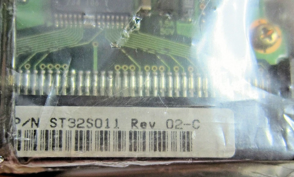 Genuine New 3GB Quantum Fireball ST (Stratus) ST32S011 3.5" SCSI Hard Drive - Image 2 of 3