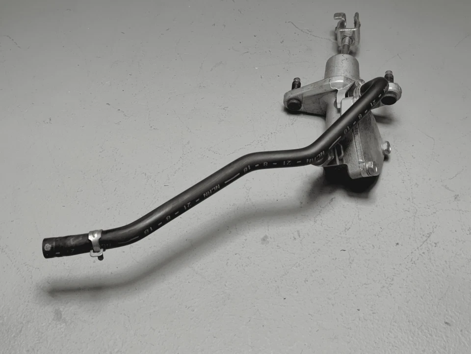 Honda Civic SI 2016-2021 cupé de 1,5 L transmisión manual embrague cilindro maestro OEM Foto 3 de 4