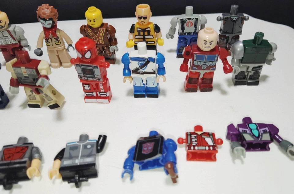 Kre-o Transformers Sandstorm figures - Image 3 of 3