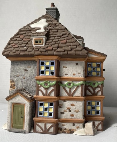 Dept 56 Dickens Heritage Village Sir John Falstaff Inn #57533 w/ Light Mint! - Picture 4 of 11