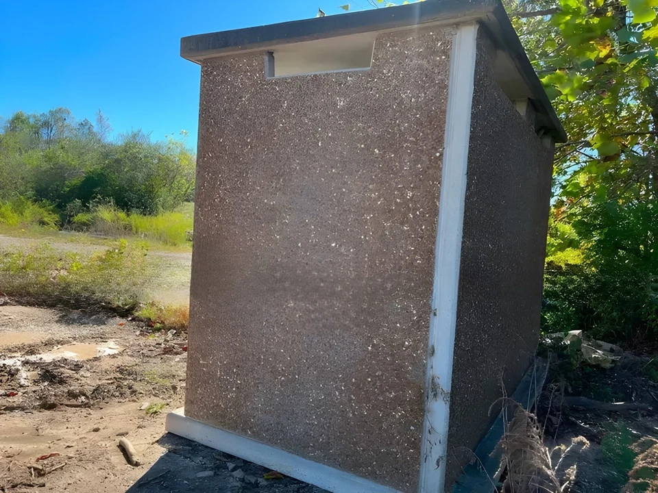 Portable Restroom Building Pre-cast Concrete Structure - Image 3 of 4