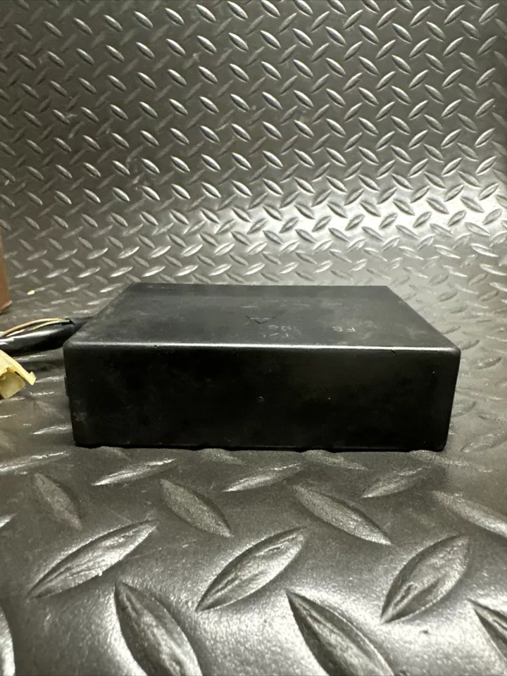 94 95 Suzuki DR 650 SE 0.77 - control unit CDI control unit - Image 2 of 4