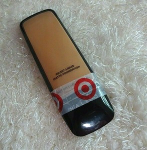 haleys reset liquid matte foundation